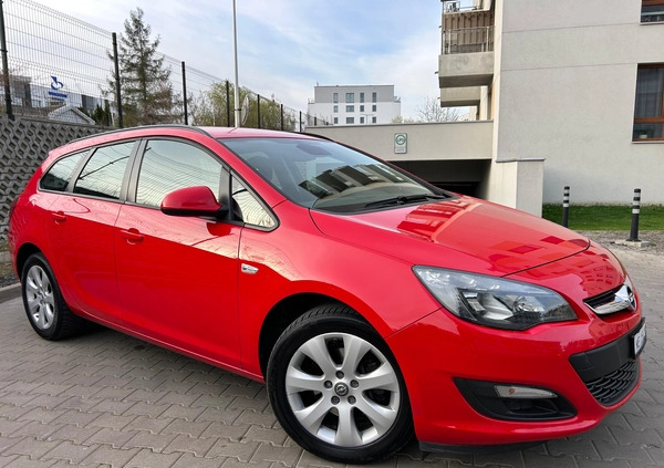 Opel Astra cena 33888 przebieg: 206300, rok produkcji 2015 z Lublin małe 277